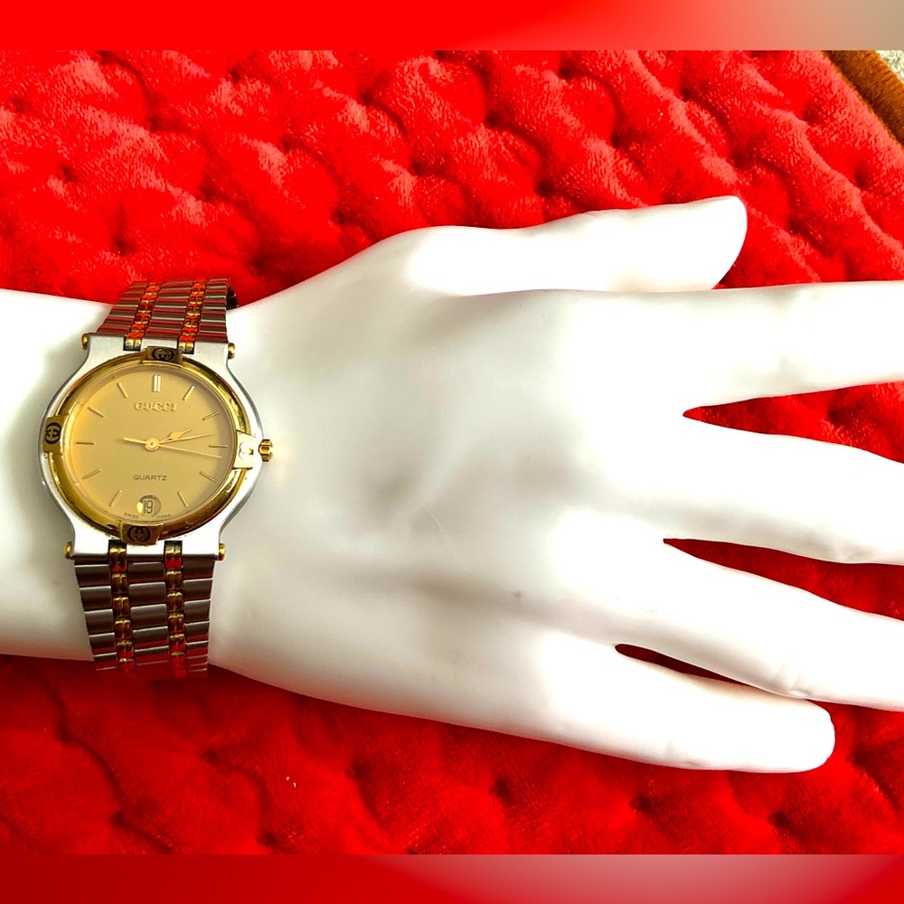 Mens GUCCI 9000M watch⭐️FULLY SERVICED ‼️ - Picture 2 of 14